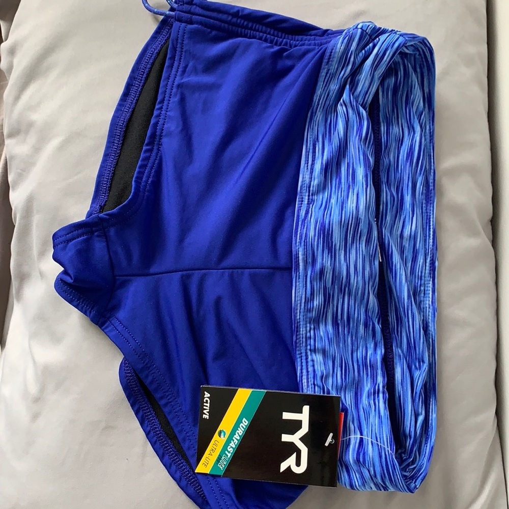 TYR brand new swim bottoms with elastic on sides